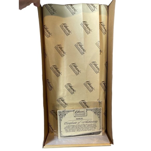 Katherine’s Collection Wayne Kleski Pierrot 19" MARCEL Signed In Original Box - Picture 10 of 12